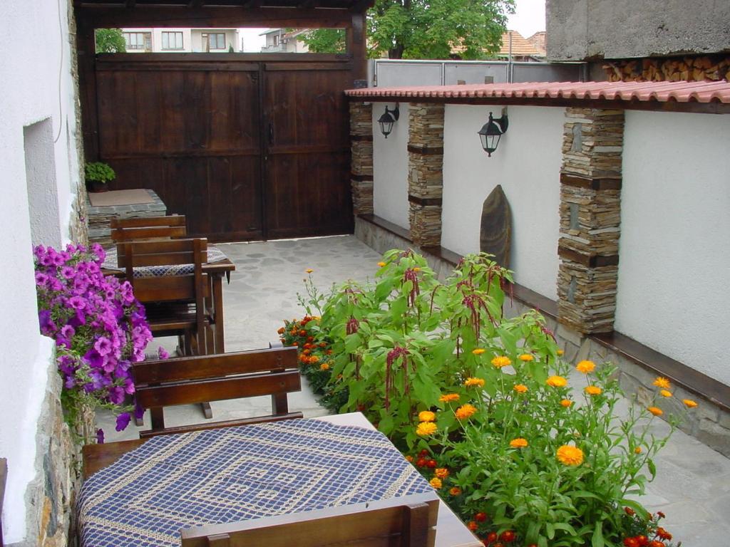Guest House Voyno Dobriniszte Zewnętrze zdjęcie